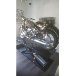 Extra brede en extra lange motorheftafel pneumatisch zwart