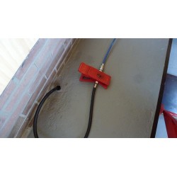 Extra brede en extra lange motorheftafel pneumatisch zwart