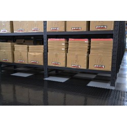 PVC kliktegel zwart 500 x 500 x 6 mm. Vloertegel voor industrieel gebruik - hamerslag anti slip profiel