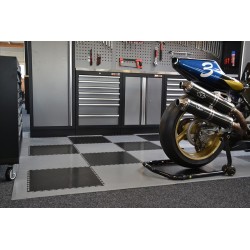 PVC kliktegel zwart 500 x 500 x 6 mm. Vloertegel voor industrieel gebruik - hamerslag anti slip profiel