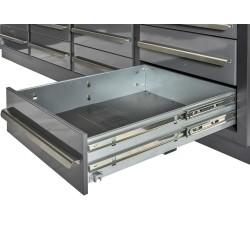 Professionele werkbank – montagetafel 183 x 70 x 95 cm. met 17 laden