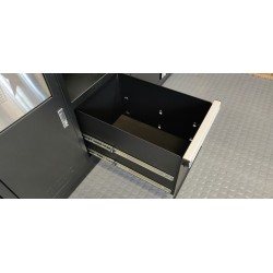 Complete werkplaatsinrichting mat zwart, werkbank + RVS blad, gereedschapskast, 12 laden, 379,5 x 200 cm