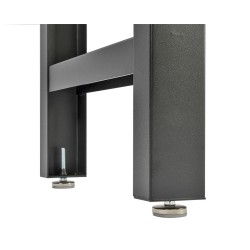 Stalen werkbank met hardhouten blad – 136 x 46 x 95 cm. incl. stelpootjes