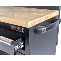 Verrijdbare werkbank met lades, gereedschapsbord, gereedschapskast en houten werkblad.