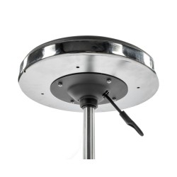 In hoogte verstelbare barkruk – gitaarkruk  74 - 86 cm met voetsteun.