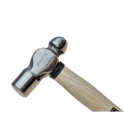 Lichte bolkophamer 230 gram – bolhamer – smeedhamer met houten steel.